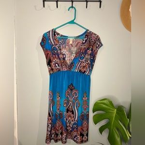Large NYC stretchy midi boho dress with paisley print